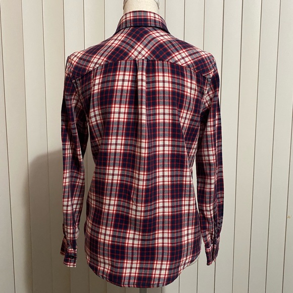 TOPS 👚 - 2 for $15 (Mix & Match) - Picture 3 of 3